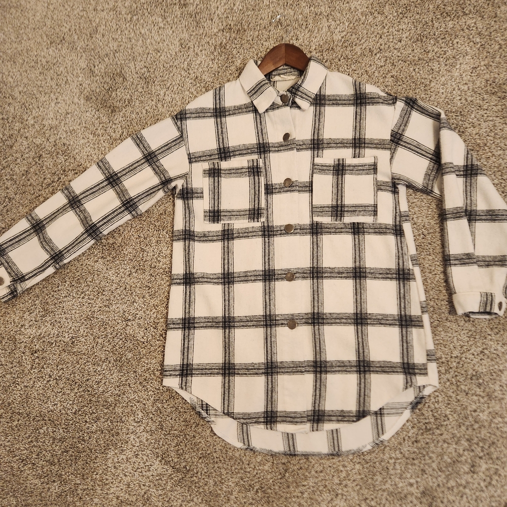 Woman's Black and White Plaid Shirt